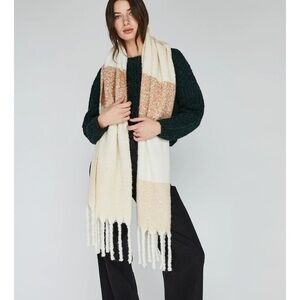 Gently Fawn JESSIE SCARF NWT